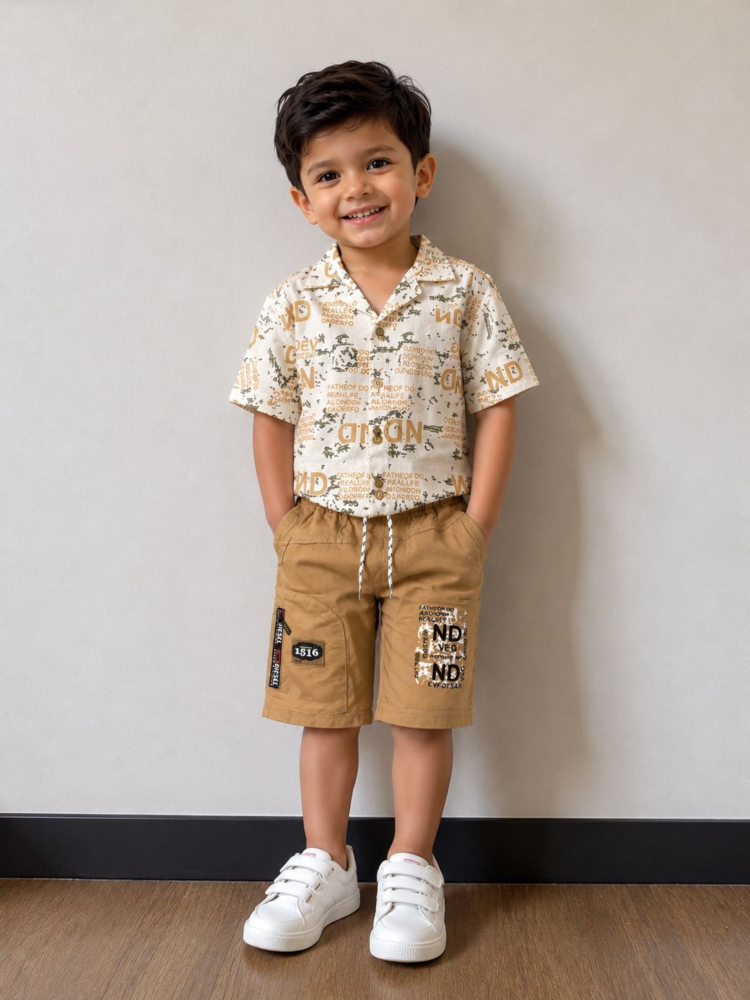 Munchkins Urban Explorer Two-Piece Set